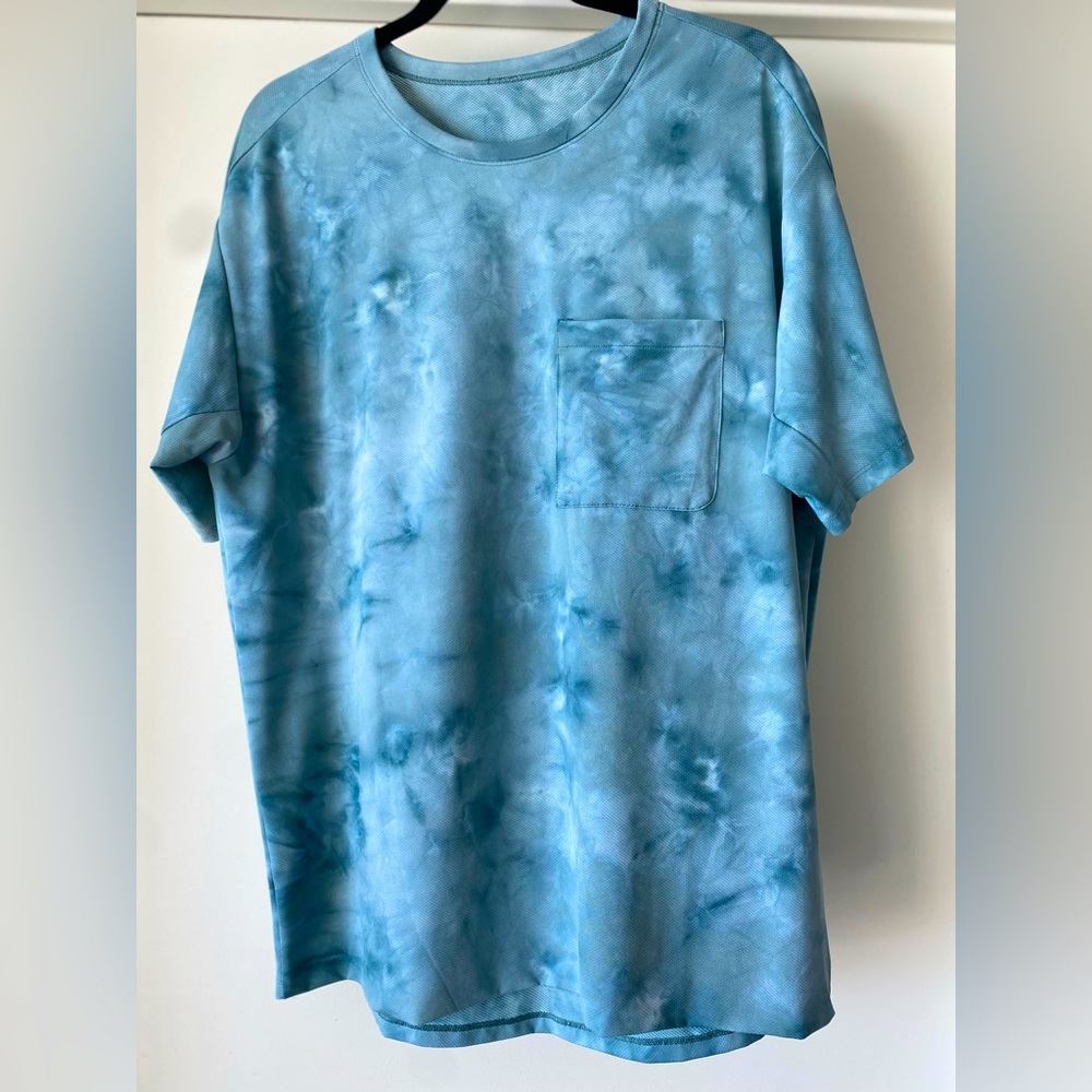 Lululemon mens shirt